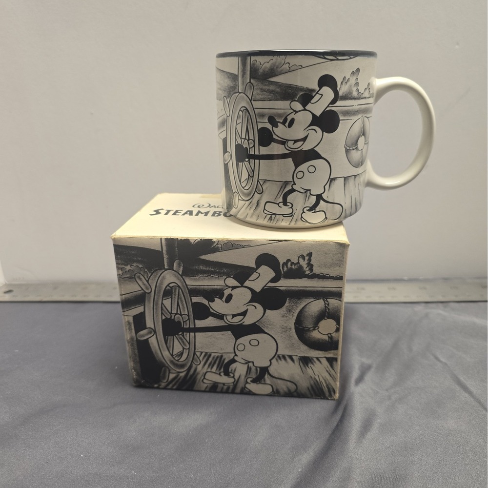 Disney Steamboat Willie Mickey Mouse Coffee Cup Mug - NEW IN BOX - great gift!